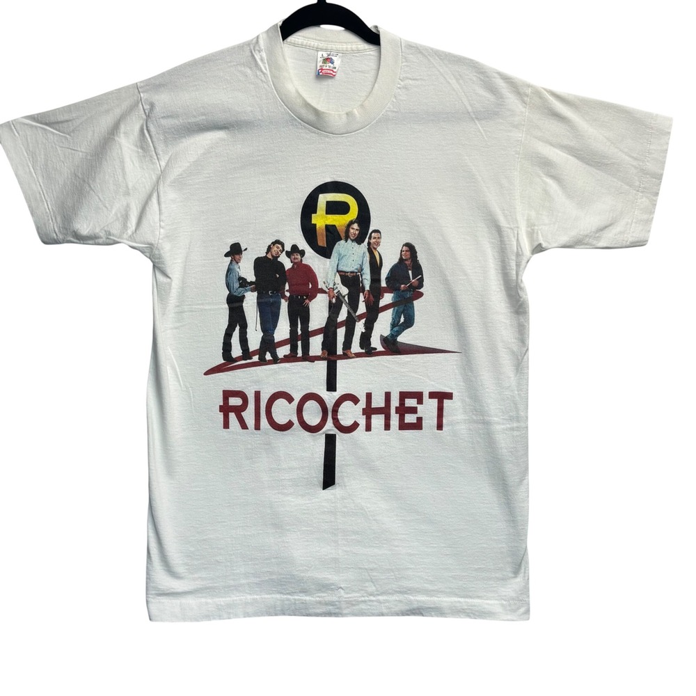 VTG 90s Country Music Band Tee‎ Fruit of The Loom Single Stitch Ricochet USA L